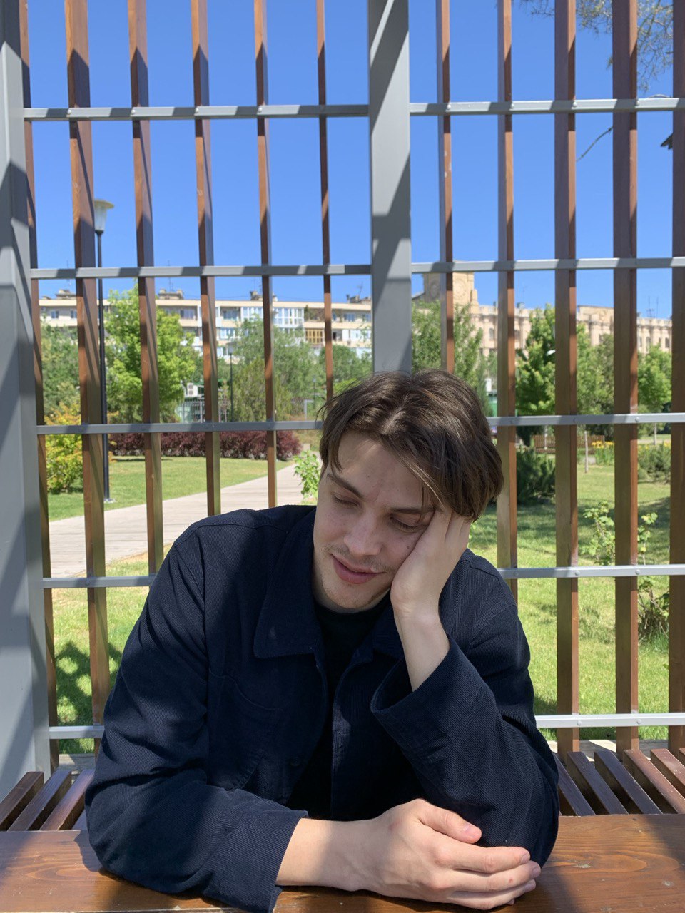 Sleepy Fedor Kiselev enjoying IRL